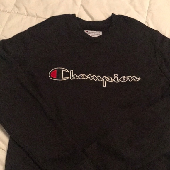 Black champion sweatshirt. NWOT. Excellent condition - Picture 1 of 2